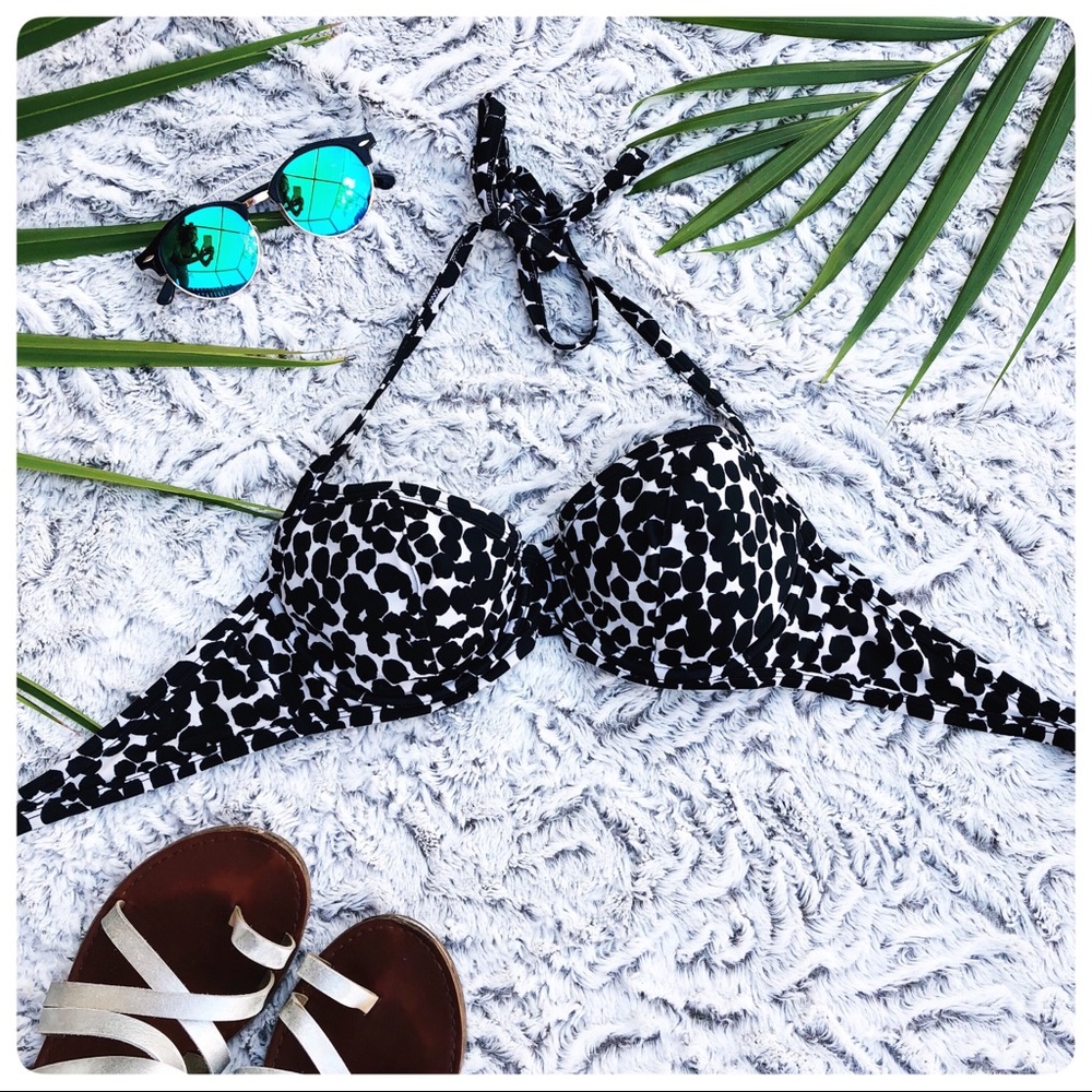 Victoria’s Secret Bikini Top